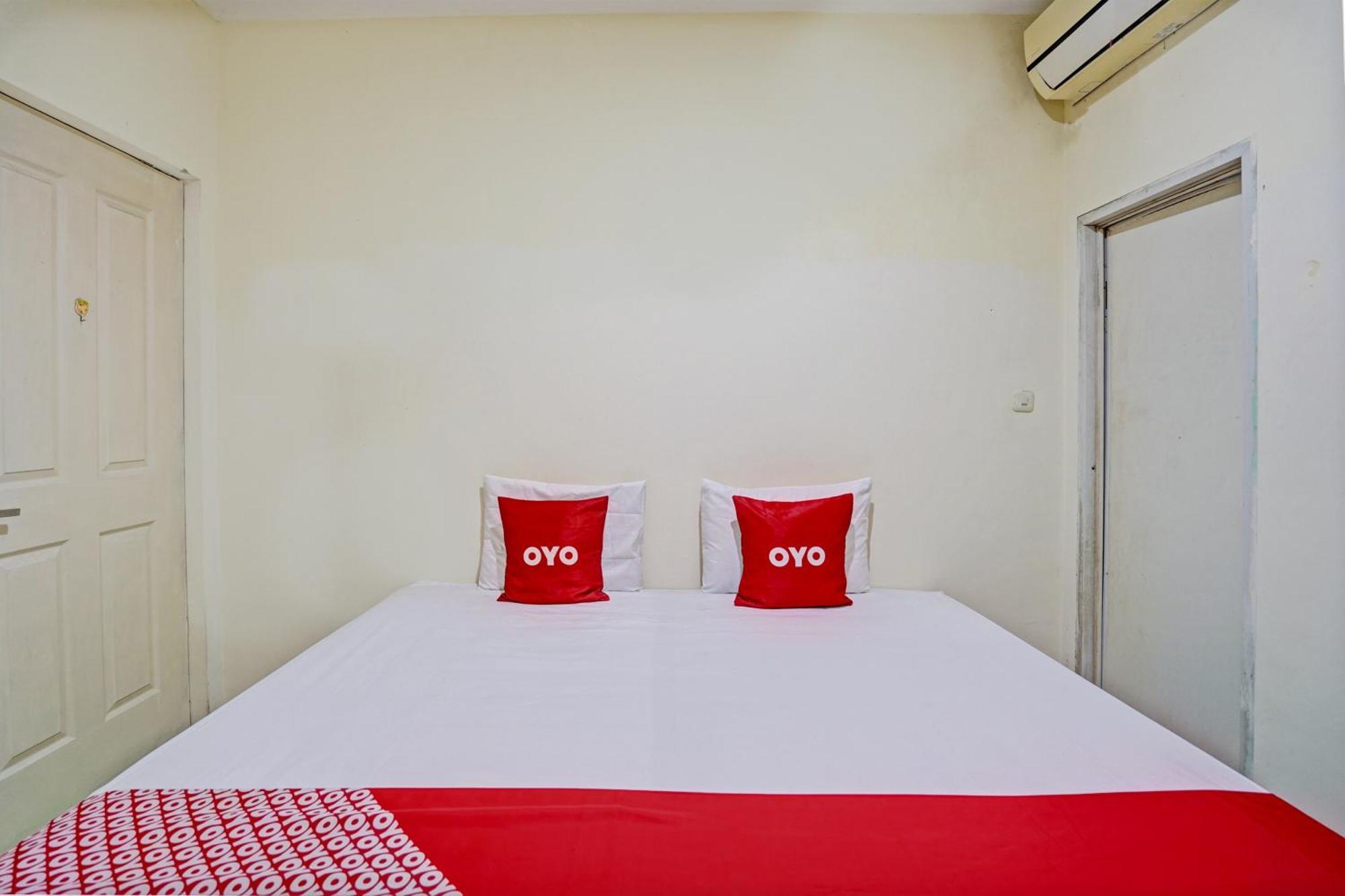 Oyo 93112 Garden Homestay 3 Merlion Sorabaya Extérieur photo