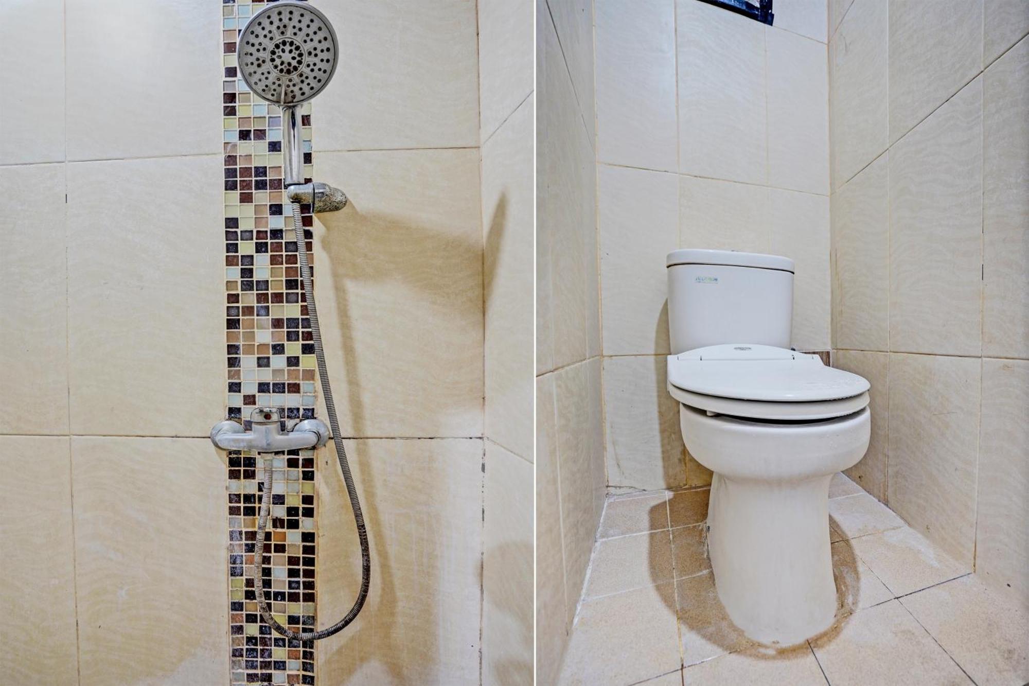Oyo 93112 Garden Homestay 3 Merlion Sorabaya Extérieur photo