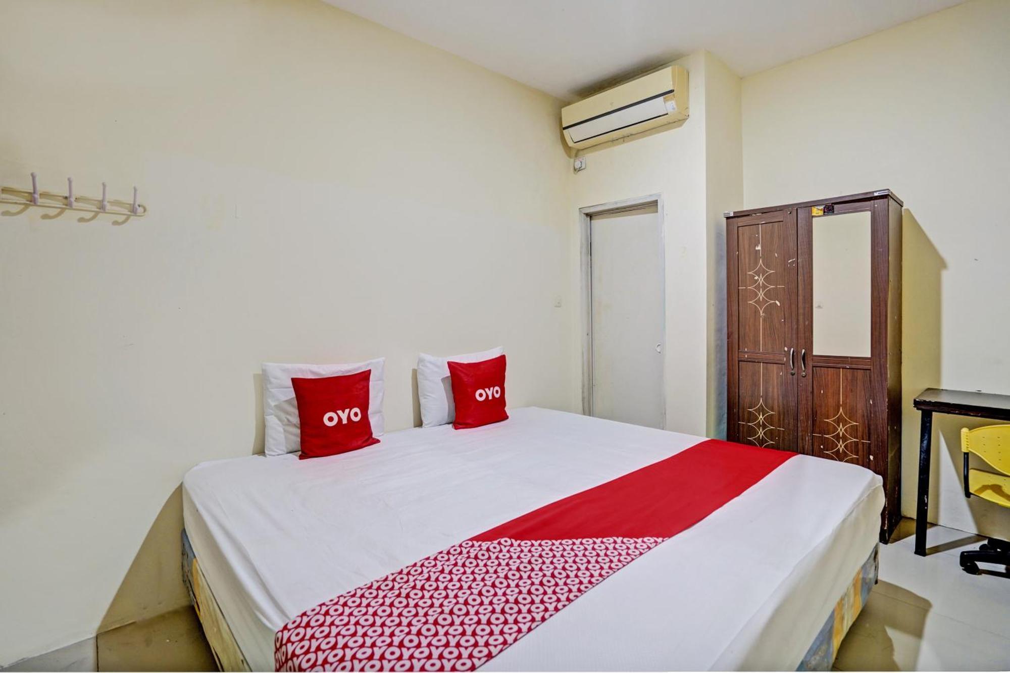 Oyo 93112 Garden Homestay 3 Merlion Sorabaya Extérieur photo