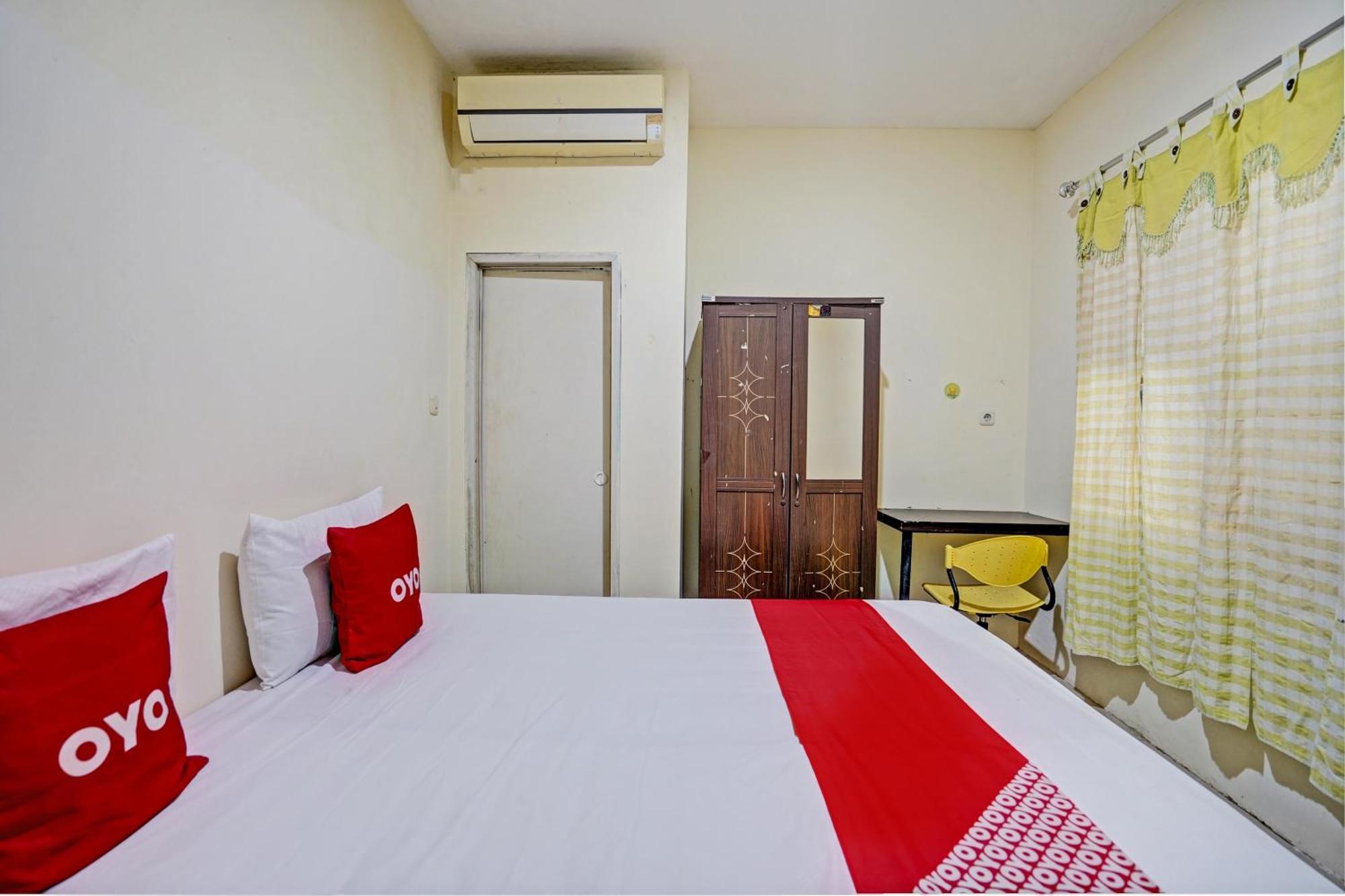 Oyo 93112 Garden Homestay 3 Merlion Sorabaya Extérieur photo